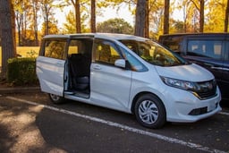 ミニバンが車検切れしたらどうする?車検を通す方や費用を抑える方法を解説