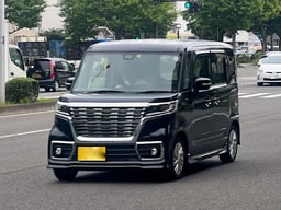 スズキスペーシアの車検料金はいくら?費用相場や車検費用を安くする方法を紹介!