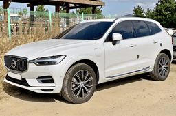 ボルボxc60のバッテリー交換はいくら?交換方法別の費用や所要時間をご紹介