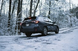 スバル・レガシィの車検料金はいくら?費用相場や車検費用を安くする方法を紹介!
