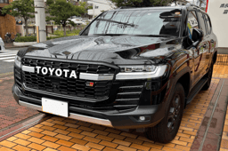 トヨタ ランドクルーザーのバッテリー交換はいくら?交換方法別の費用や所要時間をご紹介