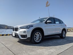 BMW・X1の車検料金はいくら?費用相場や車検費用を安くする方法を紹介!