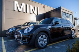 BMW:MINIのバッテリー交換費用はいくら?業者による違いは?