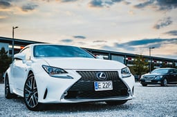 レクサス・RCの車検料金はいくら?費用相場や車検費用を安くする方法を紹介!