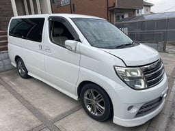 20年超愛される日産 ・エルグランド:エンジン掛からなくても焦らない!【スターター】の交換で直ります!