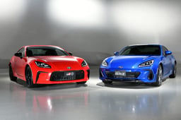 86/BRZのバッテリー交換はいくら?交換方法別の費用や所要時間をご紹介