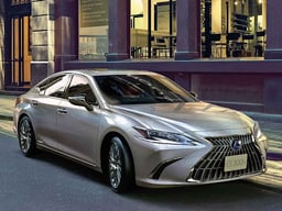 レクサス・ESの車検料金はいくら?費用相場や車検費用を安くする方法を紹介!