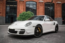 ポルシェ911が車検切れしたらどうする?車検を通す方や費用を抑える方法を解説