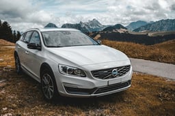 ボルボが車検切れしたらどうする?車検を通す方や費用を抑える方法を解説