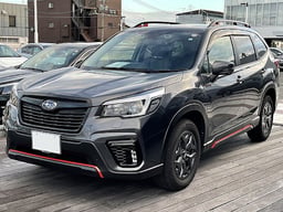 スバルフォレスターが車検切れしたらどうする?車検を通す方や費用を抑える方法を解説